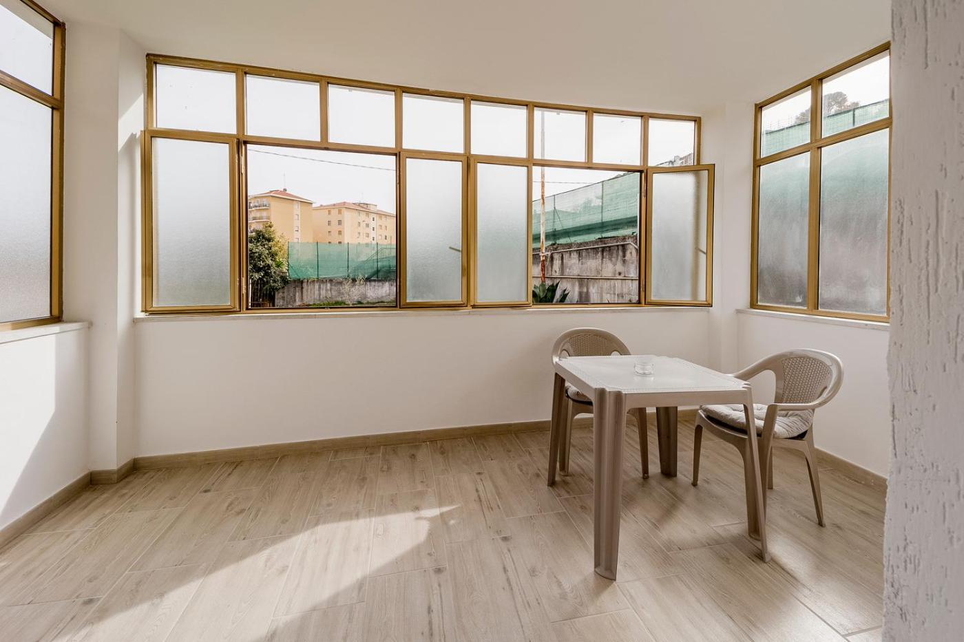 Il Gattino Di Porto - Apt 3 - Monolocale Veranda Piscina インペリア エクステリア 写真