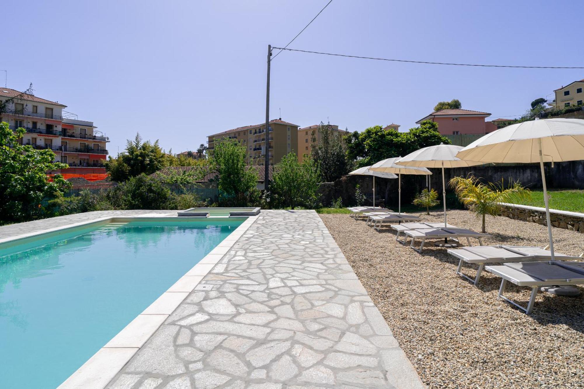 Il Gattino Di Porto - Apt 3 - Monolocale Veranda Piscina インペリア エクステリア 写真